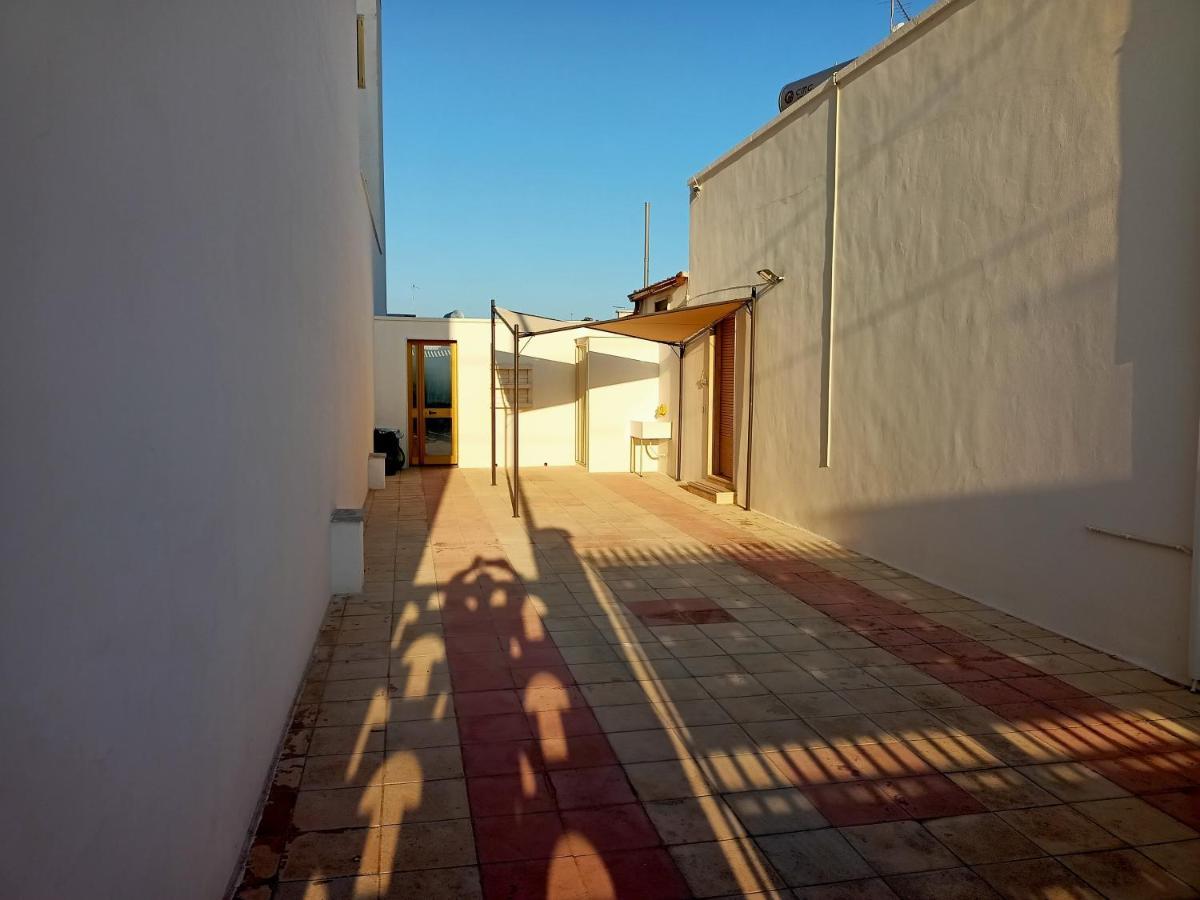 Casa Vacanze Da Lui' Torre Lapillo Exteriör bild